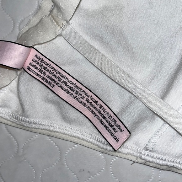 Victoria’s Secret white cotton v-string thong panty M - Picture 10 of 11